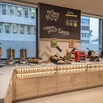 Hampton By Hilton Frankfurt Airport Otel