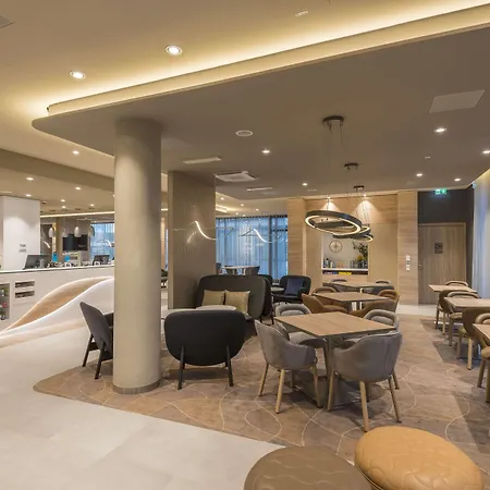 Hotel Hampton By Hilton Frankfurt Airport