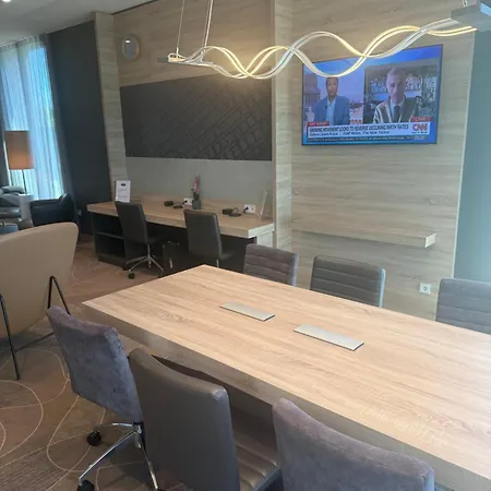 Hampton By Hilton Frankfurt Airport פרנקפורט