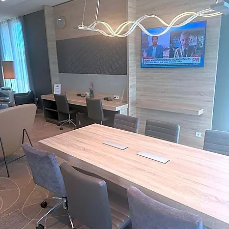 Hotel Hampton By Hilton Frankfurt Airport
