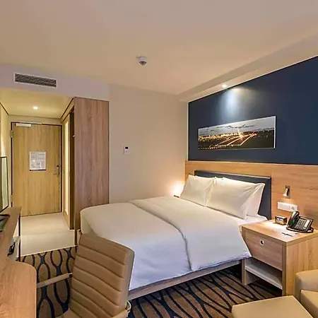 Hotel Hampton By Hilton Frankfurt Airport Fráncfort del Meno