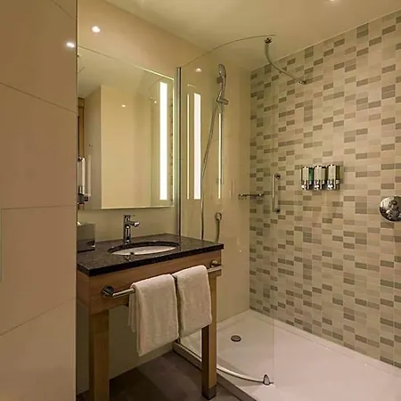 Hampton By Hilton Frankfurt Airport