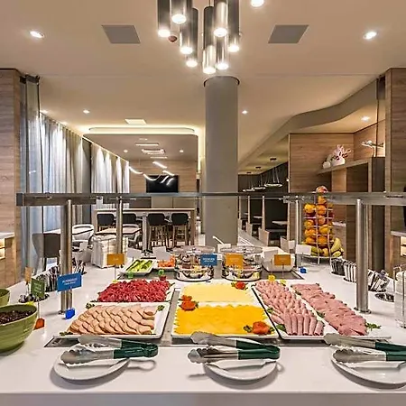 Hampton By Hilton Frankfurt Airport Hotel