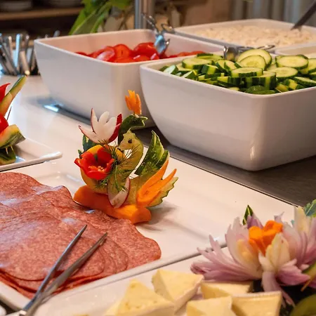 Hampton By Hilton Frankfurt Airport Hotel