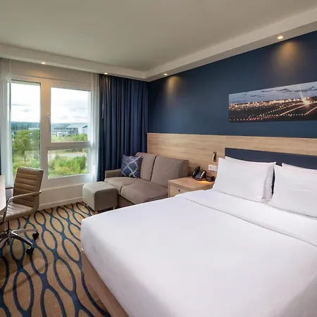 Hampton By Hilton Frankfurt Airport 3* Fráncfort del Meno