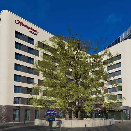 Hampton By Hilton Frankfurt Airport Hotel 3*