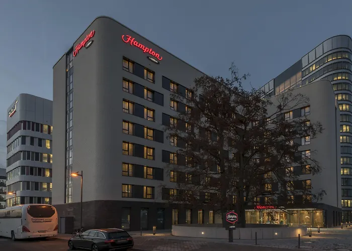 Hotel Hampton By Hilton Frankfurt Airport 3*