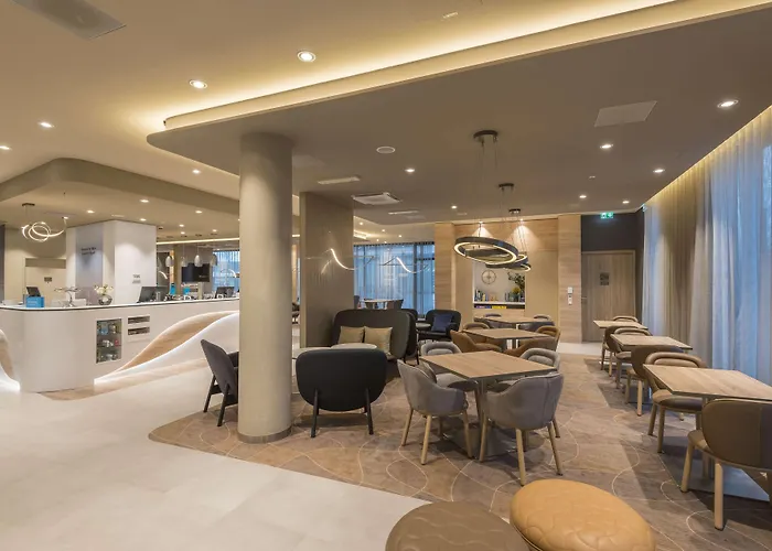 Hotel Hampton By Hilton Frankfurt Airport