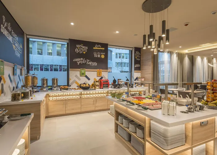 Hampton By Hilton Frankfurt Airport 3*