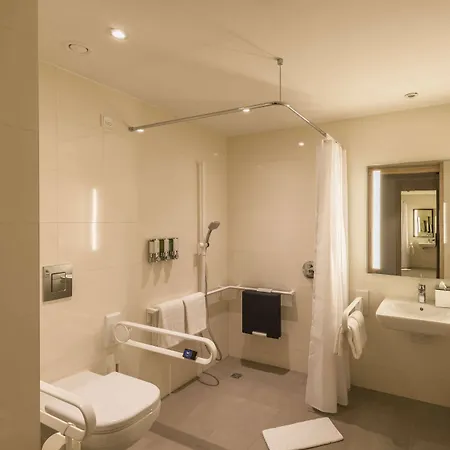 Otel Hampton By Hilton Frankfurt Airport