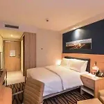 Hampton By Hilton Frankfurt Airport Ξενοδοχείο